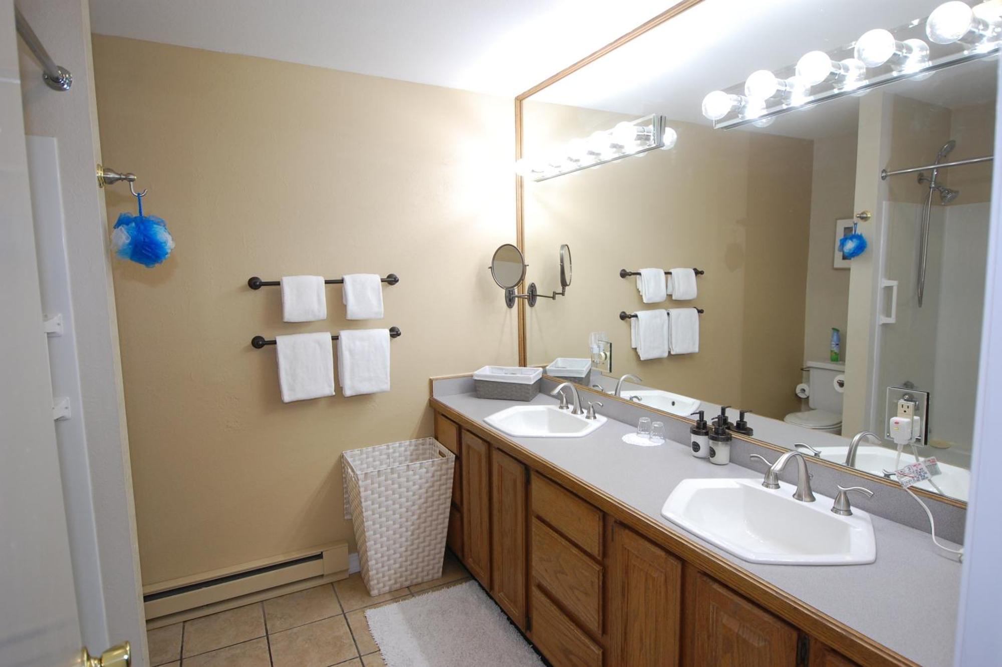 West Stockbridge Shaker Mill Inn المظهر الخارجي الصورة
